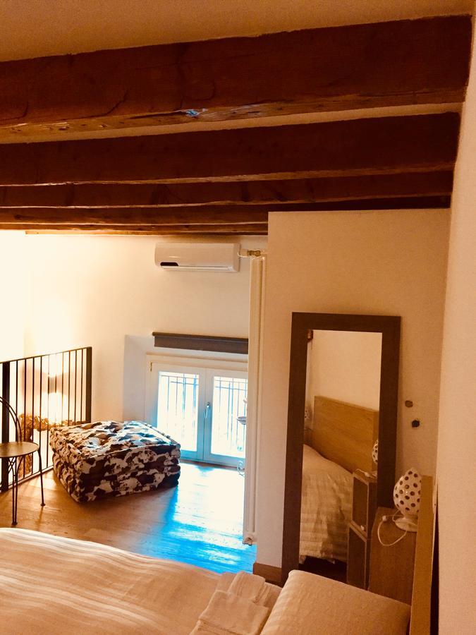 Historical And Luxury Apartment 博洛尼亚 外观 照片